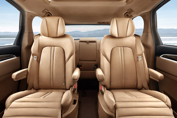 蘇州別克商務(wù)GL8包車帶司機價格