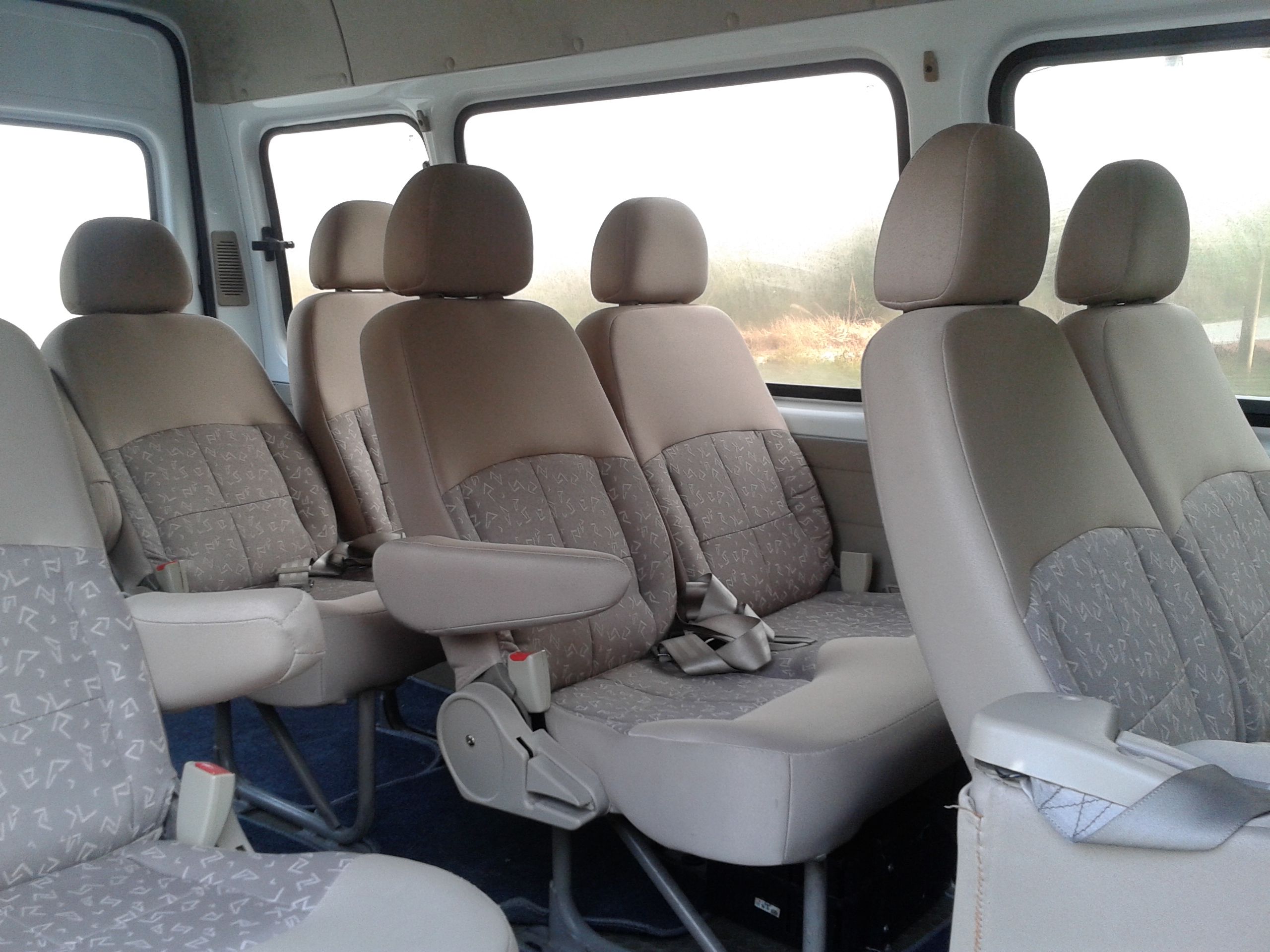 蘇州福特全順中巴租車帶司機(jī)價(jià)格